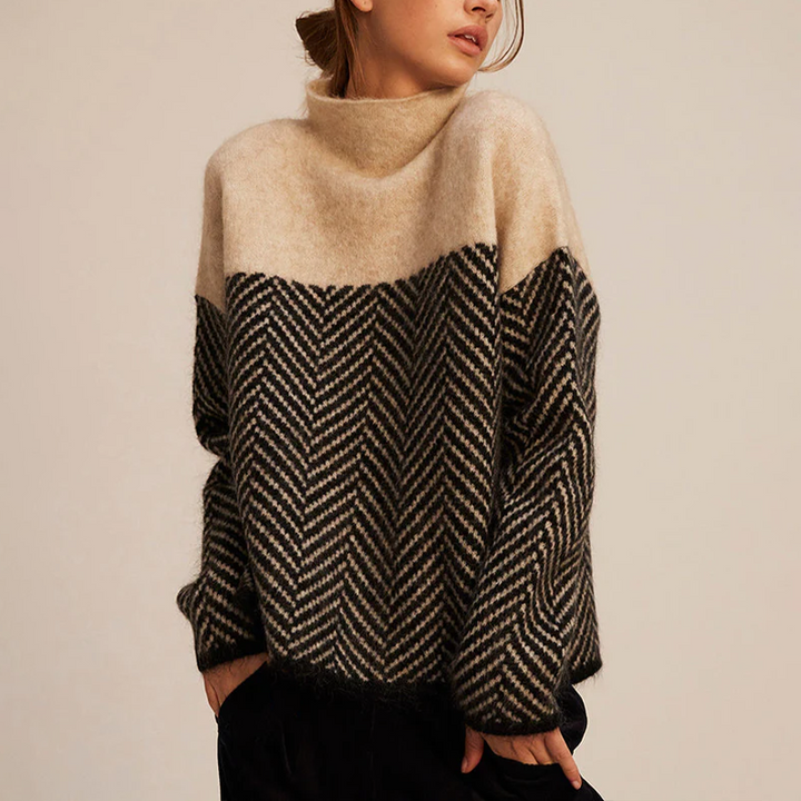 Astrid | Sweater Dame Rullekrave Chevron Strik Oversize