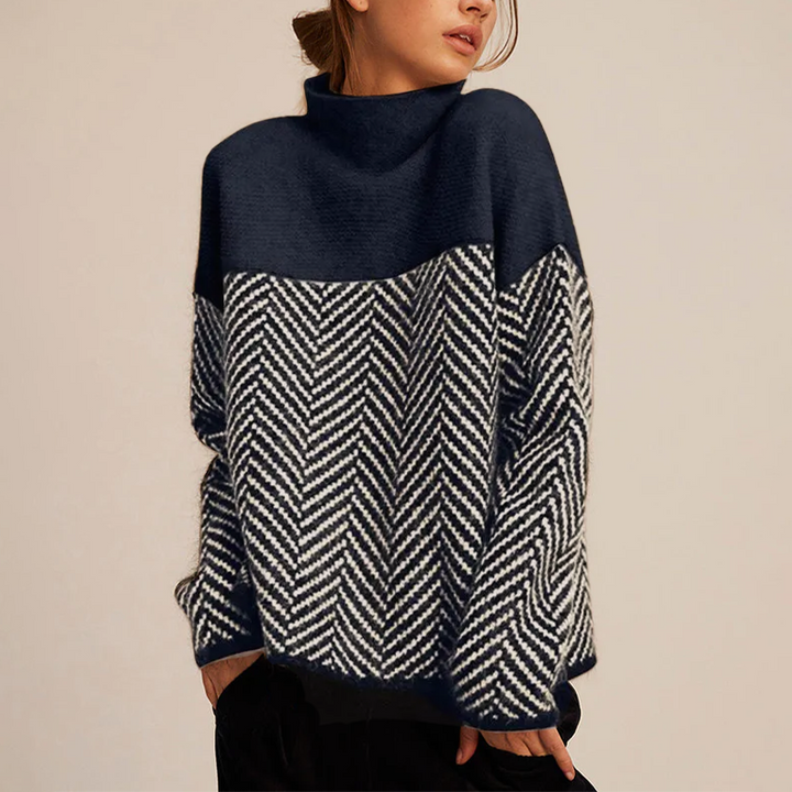Astrid | Sweater Dame Rullekrave Chevron Strik Oversize