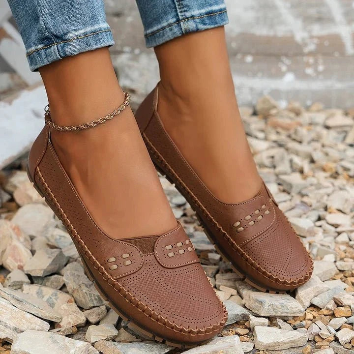 Josefine | Derby Sko Dame Perforeret Slip-On Flade