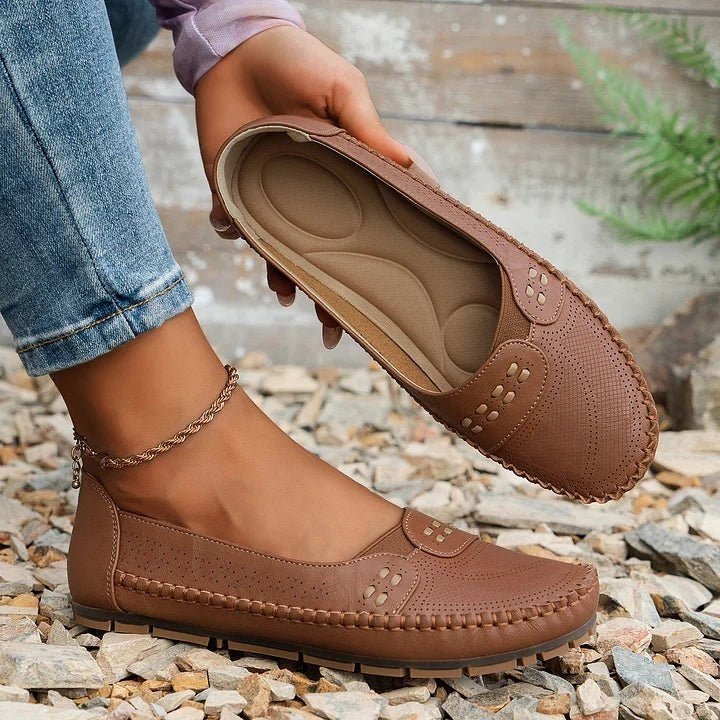 Josefine | Derby Sko Dame Perforeret Slip-On Flade