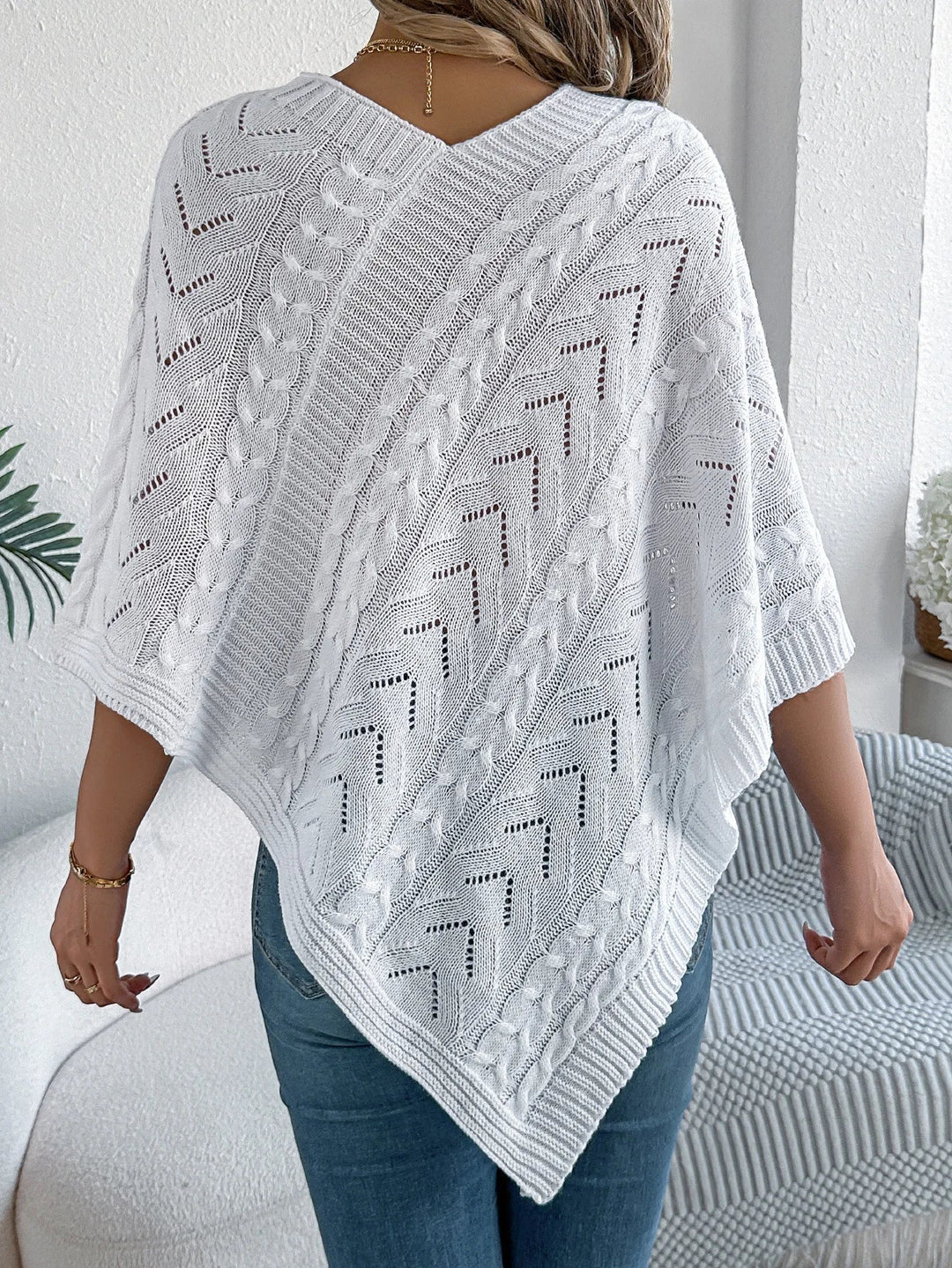 Josefine | Strikket Poncho Dame Kabelstrik Asymmetrisk