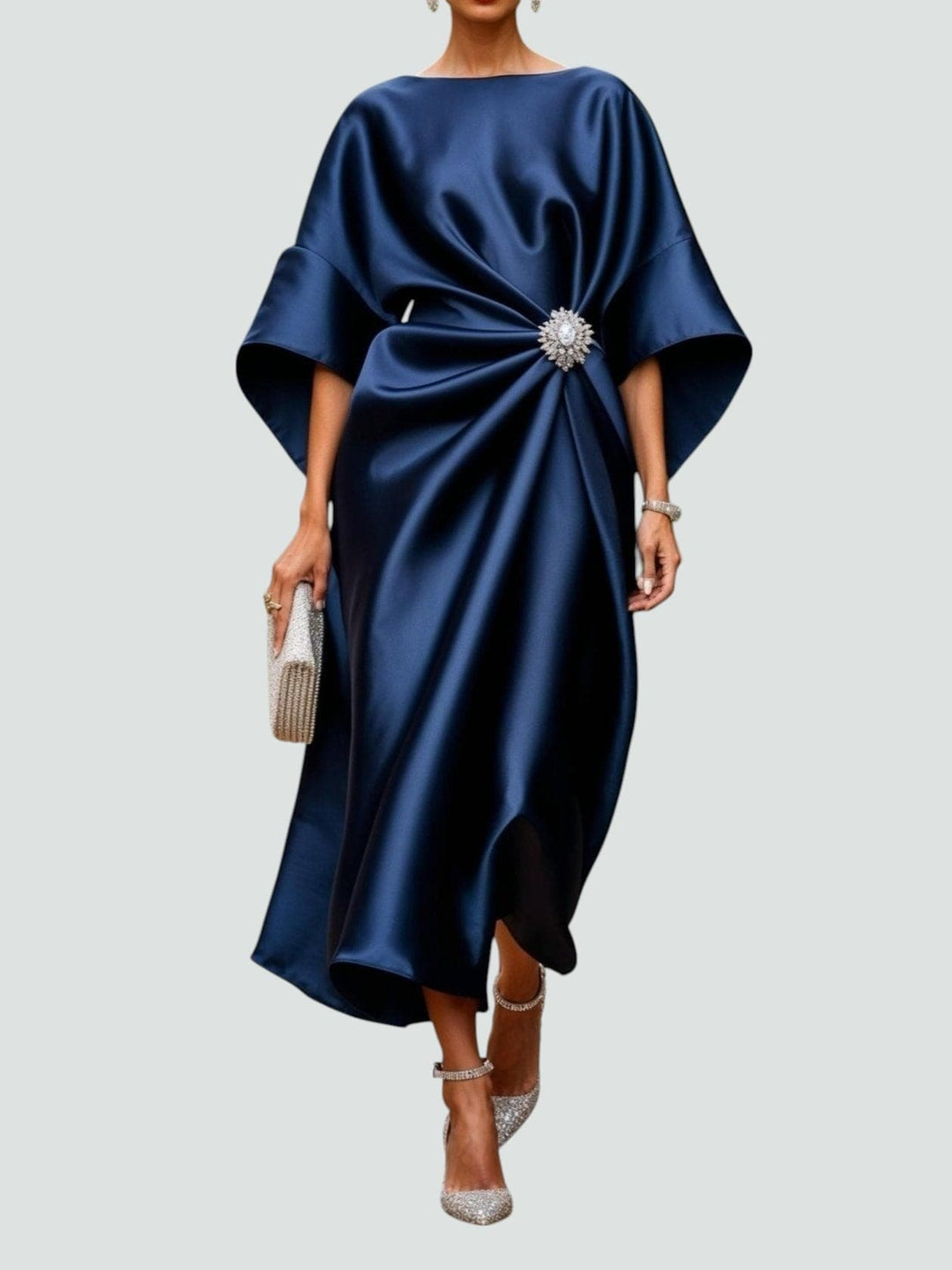 Mathilde | Festkjoler til Damer Satin Midi Dame Broche Detalje