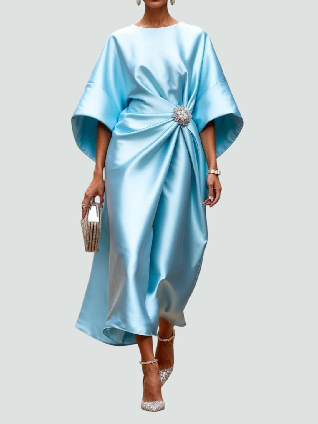 Mathilde | Festkjoler til Damer Satin Midi Dame Broche Detalje